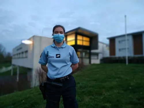 Gendarmes au féminin : "on rencontre parfois des personnes un peu...